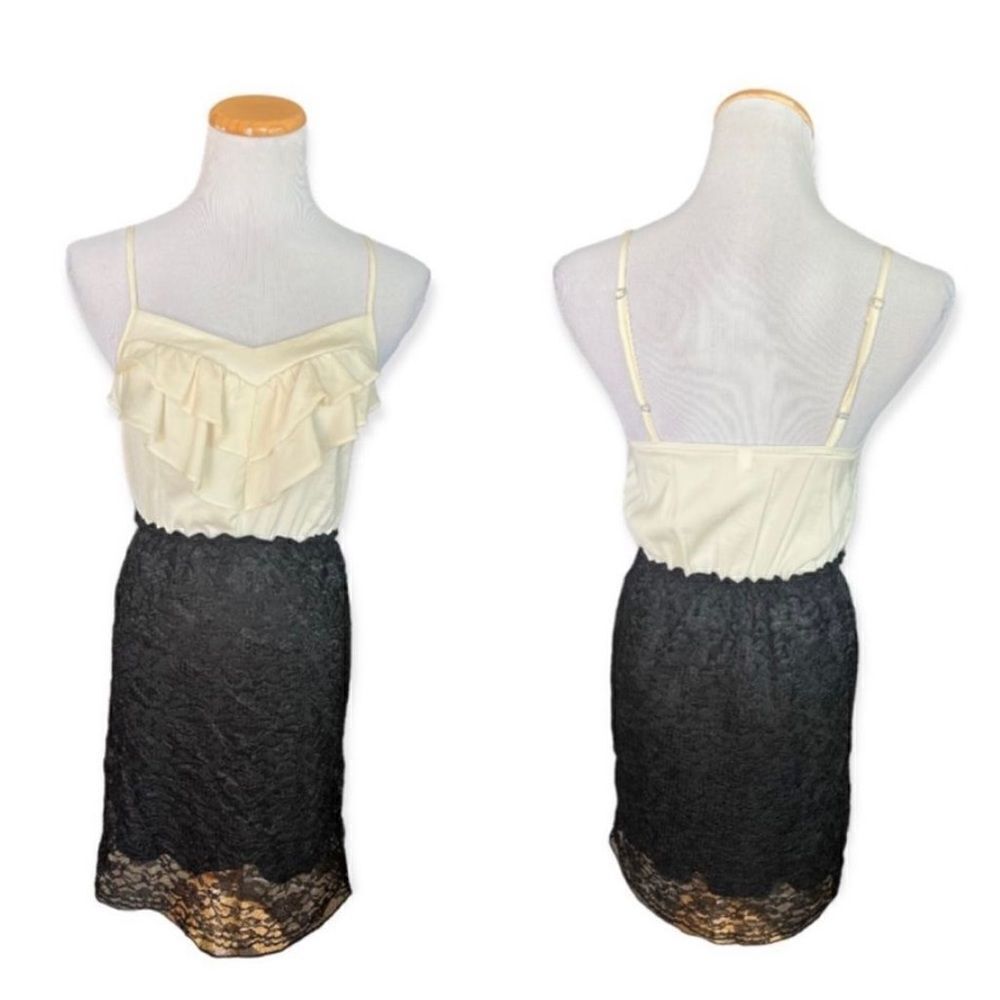 Womens Xhiliration Ruffle Sleeveless Lace Sweetheart Dress - Sz XS